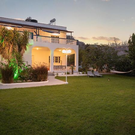 Villa Stegna Archangelos  Buitenkant foto